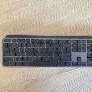 Logitech MX Keys for Business Bluetooth